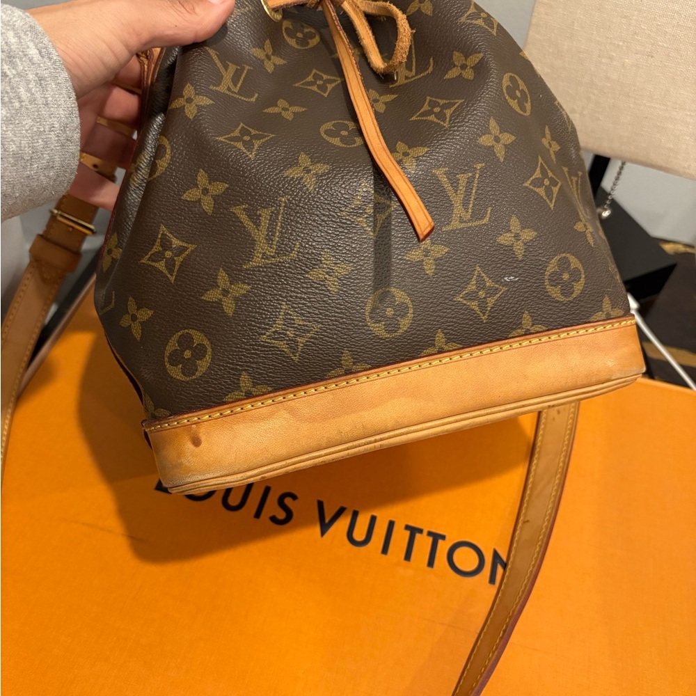 Louis Vuitton bag - Picture 10 of 13